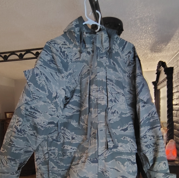 Camouflage Jacket With A Hood Hoodie